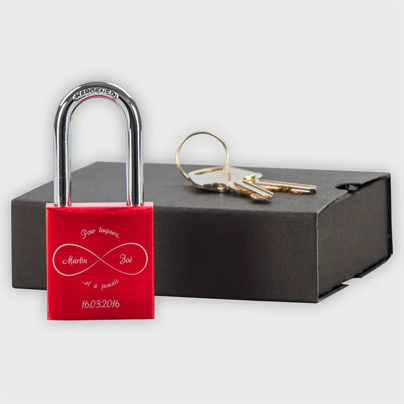 Cadenas d'amour gravé avec prénoms - Cadeau pour les mariés - Image 1