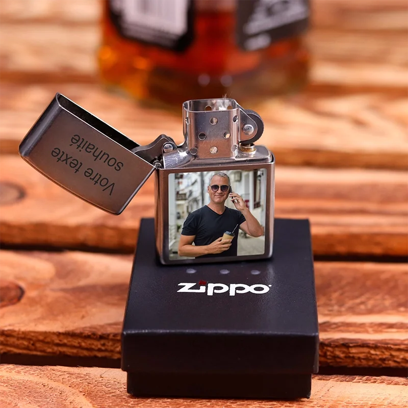 Briquet Zippo à essence personnalisé pour lui – Photo couleur, aspect usé - Image 2