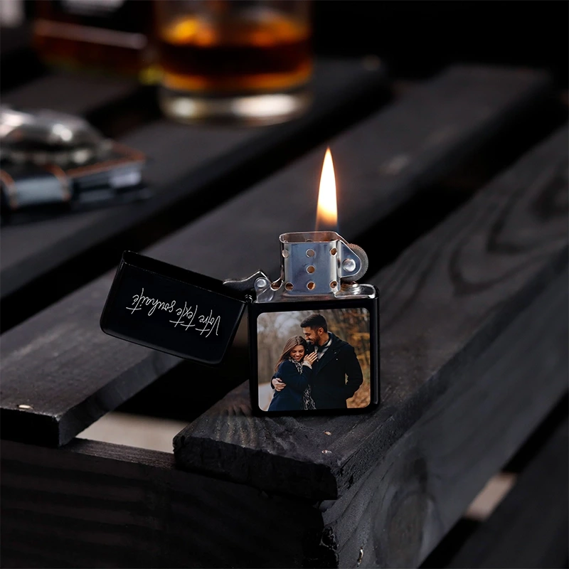 Briquet à essence en métal personnalisé avec photo pour hommes – Photo couleur, noir - Image 8